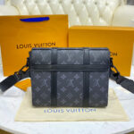 Louis Vuitton Trunk Messenger M45727 Black